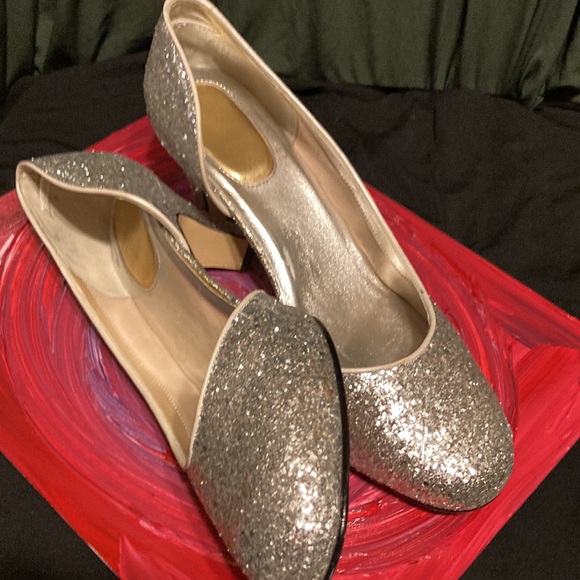 Heels - Picture 6 of 17